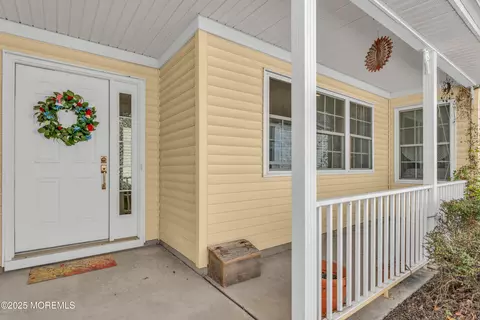Exterior - 264 Nighthawk Dr, Monroe, NJ 08831 photo 1 of 3