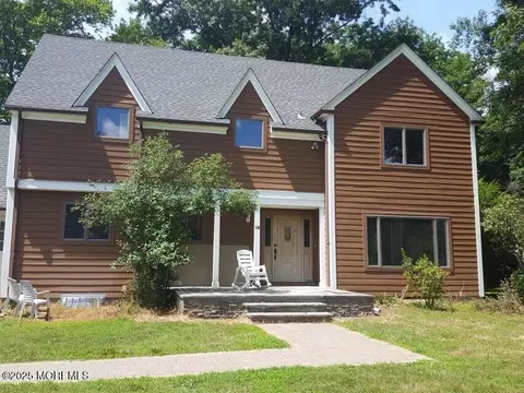 15 Windsor Pl, Colts Neck, NJ 07722
