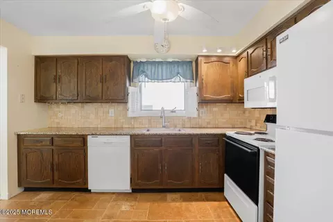 Kitchen - 12 Lamb Rd, Brick, NJ 08724 photo 2 of 2