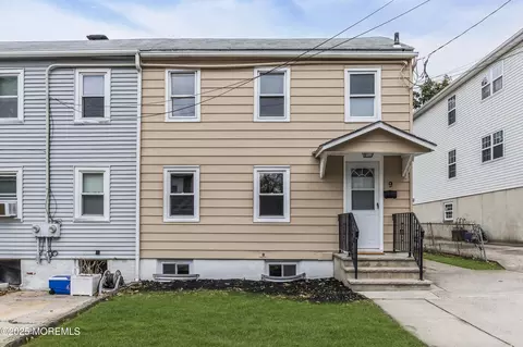 9 Fountain Ave, Matawan, NJ 07747