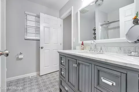 Bath - 131 Aster Ct, Jackson, NJ 08527 photo 3 of 3