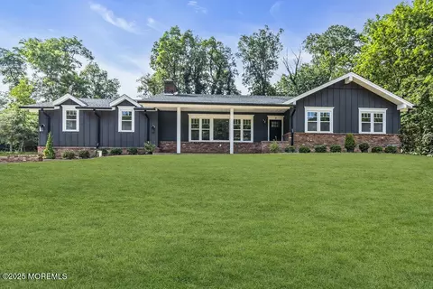 8 Holling Rd, Colts Neck, NJ 07722