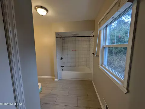 440 Drum Point Rd, Brick, NJ 08723 photo 10