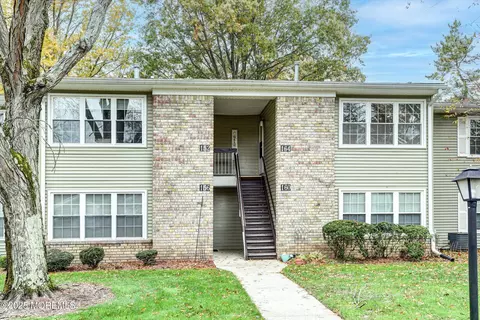 164 Arrowwood Ct, Red Bank, NJ 07701