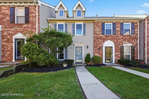 12 Dartmouth Way, North Brunswick, NJ 08902