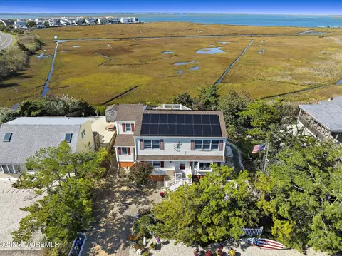 6 Collier Rd, Long Beach Township, NJ 08008