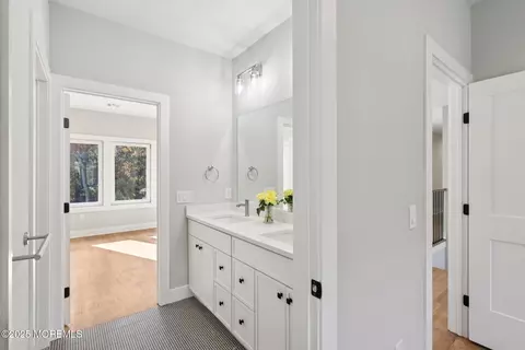 Entry Way - 4 Haystack Ct, Howell, NJ 07731 photo 8 of 9
