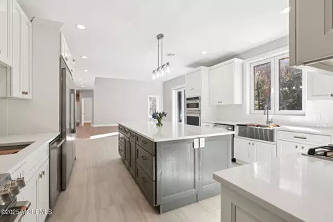 Kitchen - 4 Haystack Ct, Howell, NJ 07731 photo 2 of 5