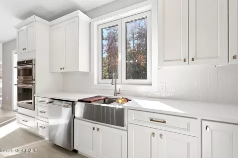 Kitchen - 4 Haystack Ct, Howell, NJ 07731 photo 3 of 5