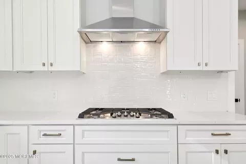 Kitchen - 4 Haystack Ct, Howell, NJ 07731 photo 5 of 5