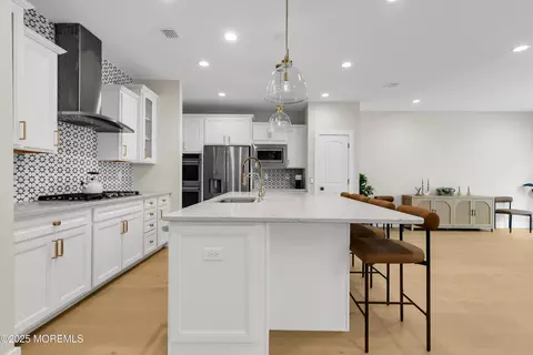 Kitchen - 63 Eckert Dr, Lincroft, NJ 07738 photo 5 of 8