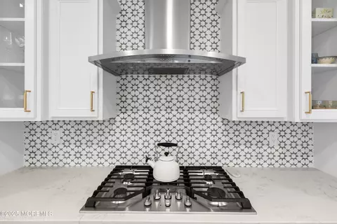 Kitchen - 63 Eckert Dr, Lincroft, NJ 07738 photo 6 of 8
