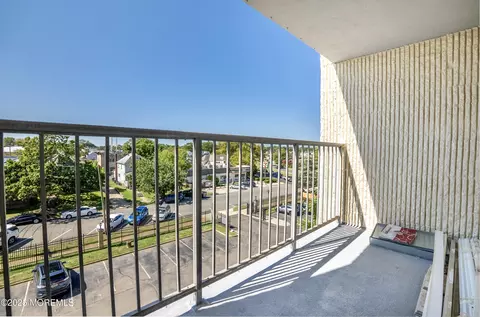 1000 River Rd #4G, Belmar, NJ 07719