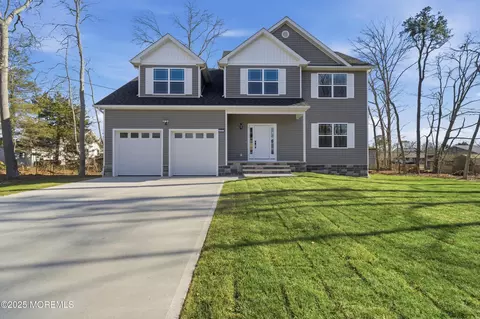 421 Roland Ave, Bayville, NJ 08721