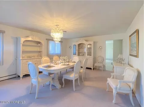 17 Christiansted St, Toms River, NJ 08757