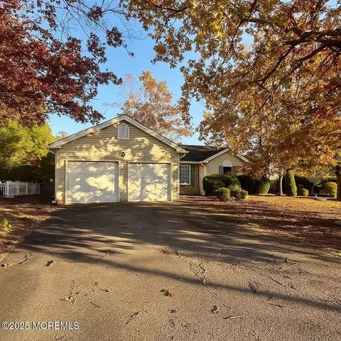 159 Bluejacket Ave, Manahawkin, NJ 08050
