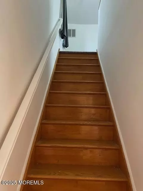 Entry Way - 22 Forge Ct, Jackson, NJ 08527 photo 2 of 2