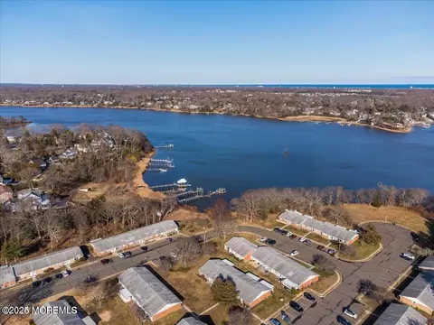 View/Area - 10 Pompton Plains Dr, Brick, NJ 08724 photo 2 of 5