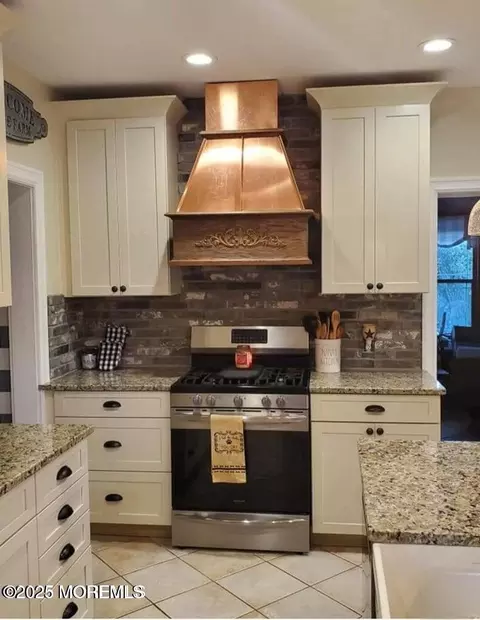 55 Main St, Waretown, NJ 08758 photo 29