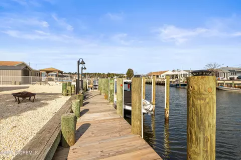 21 Peg Leg Way, Waretown, NJ 08758 photo 37