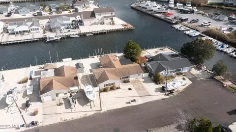 21 Peg Leg Way, Waretown, NJ 08758 photo 57