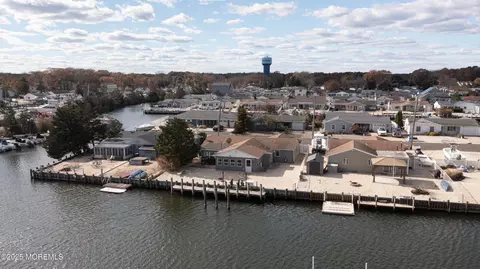 21 Peg Leg Way, Waretown, NJ 08758 photo 58