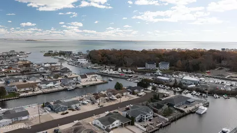 21 Peg Leg Way, Waretown, NJ 08758 photo 51