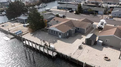 21 Peg Leg Way, Waretown, NJ 08758 photo 49