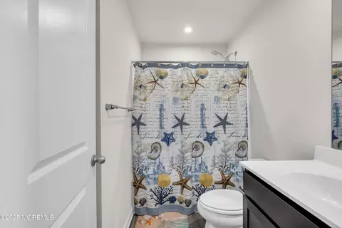 Bath - 304 Cyprus Ct, Forked River, NJ 08731 photo 2 of 2