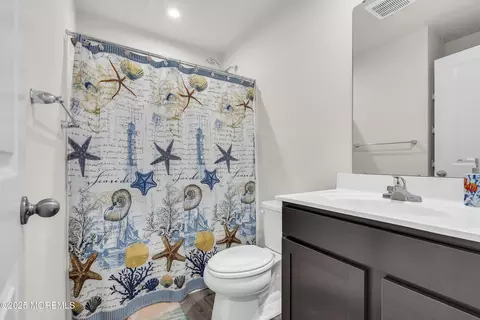 Bath - 304 Cyprus Ct, Forked River, NJ 08731 photo 1 of 2
