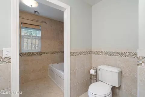 111 Applegate Ave, Monroe, NJ 08831 photo 26