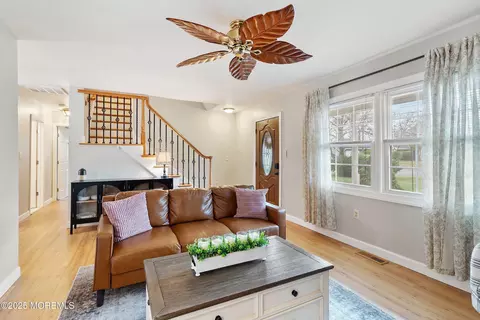 111 Applegate Ave, Monroe, NJ 08831 photo 6
