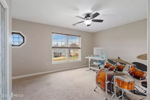111 Applegate Ave, Monroe, NJ 08831 photo 23