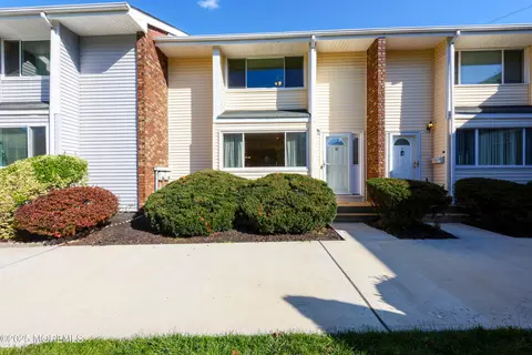 q10 Quincy Circle #Q-10, Dayton, NJ 08810