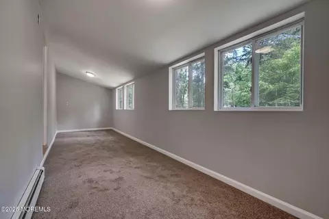 Entry Way - 84 Willow Dr, Jackson, NJ 08527 photo 3 of 5