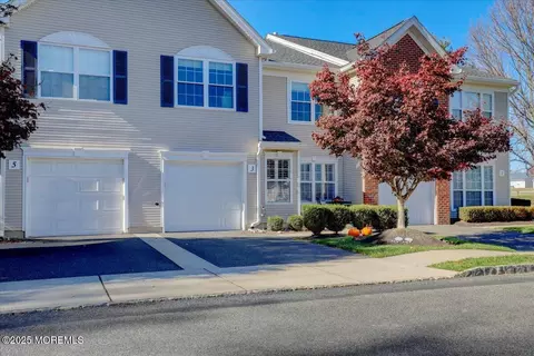 3 Ganton Way, Manalapan, NJ 07726