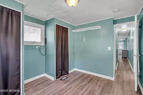 Entry Way - 5 B Trl, Brick, NJ 08724 photo 1 of 1