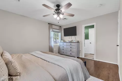 Bedroom - 1012 E Panama Ct, Forked River, NJ 08731 photo 3 of 6