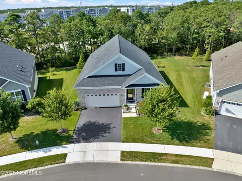 66 Butler Dr, Barnegat, NJ 08005
