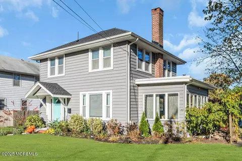 22 Statesir Pl, Red Bank, NJ 07701