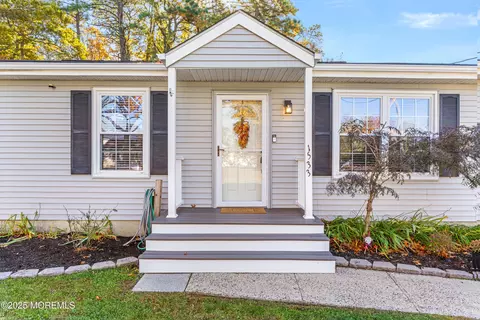 1533 Arient Rd, Forked River, NJ 08731 photo 5