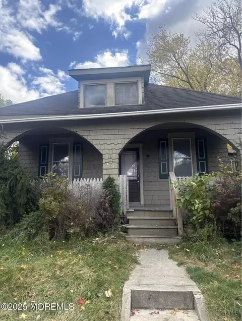 176 Park Ave, Clementon, NJ 08021