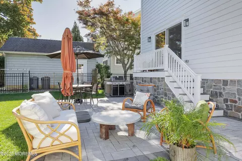 Exterior - 41 Forrest Ave, Rumson, NJ 07760 photo 2 of 5