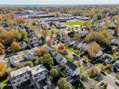 View/Area - 41 Forrest Ave, Rumson, NJ 07760 photo 3 of 4