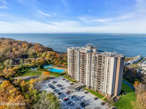 View/Area - 1 Scenic Dr #PENTHOUSE 4, Highlands, NJ 07732 photo 4 of 5