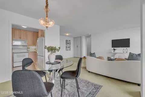 Dining - 1 Scenic Dr #PENTHOUSE 4, Highlands, NJ 07732 photo 3 of 5