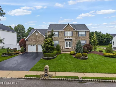 50 Shawnee Way, Morganville, NJ 07751