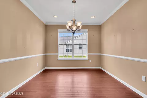 Dining - 42 Pembroke Dr, Jackson, NJ 08527 photo 1 of 4