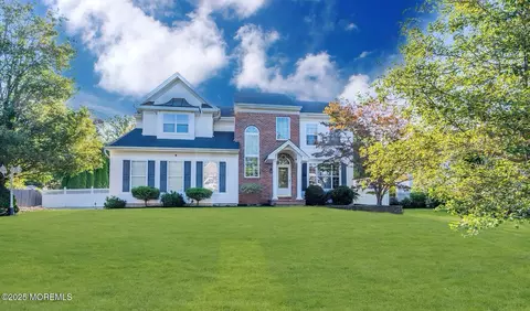 38 Victoria Cir, Jackson, NJ 08527