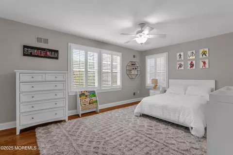 Bedroom - 1004 Cedar Ln, Brielle, NJ 08730 photo 8 of 10